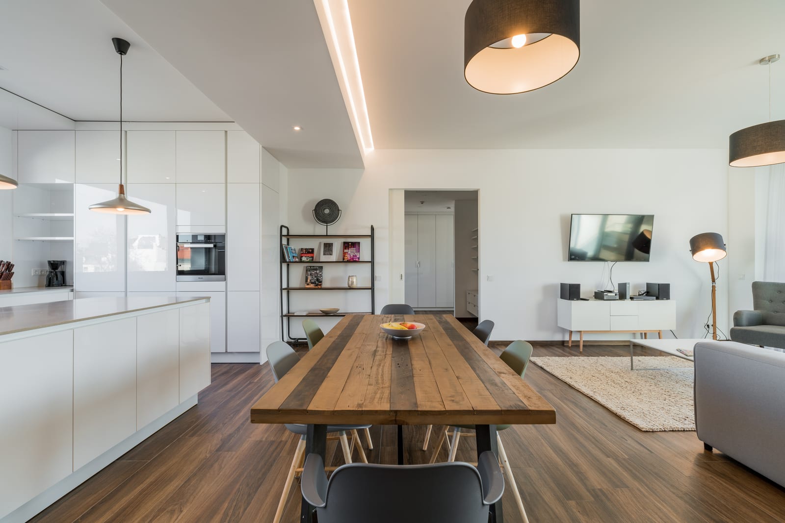 Luxus Studio 150